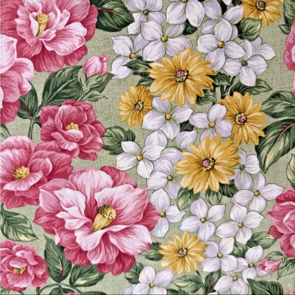 Vintage VIP Cranston Floral Pink White Green Quilting Cotton Fabric 1 yrd+13"x45 - Picture 4 of 8